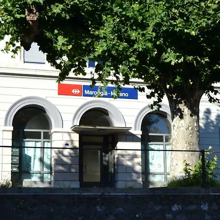 Della Stazione Hotel *
